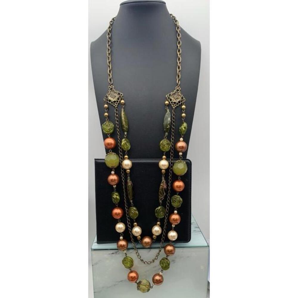 Gorgeous Avenue Multi Layer Green Roses & Faceted Beads W Faux Pearls Necklace
